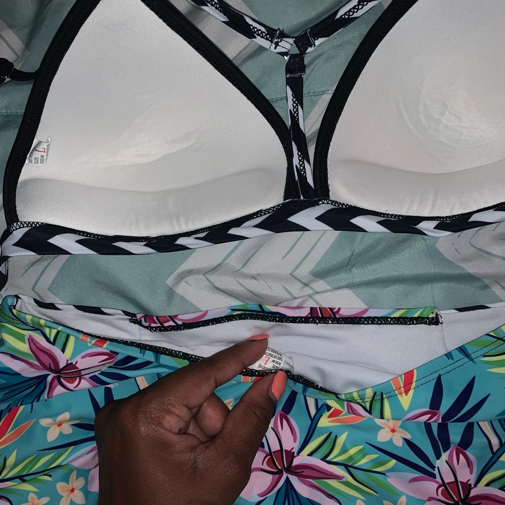 Two Piece Tropical High Waist Bikini. - Picture 3 of 4